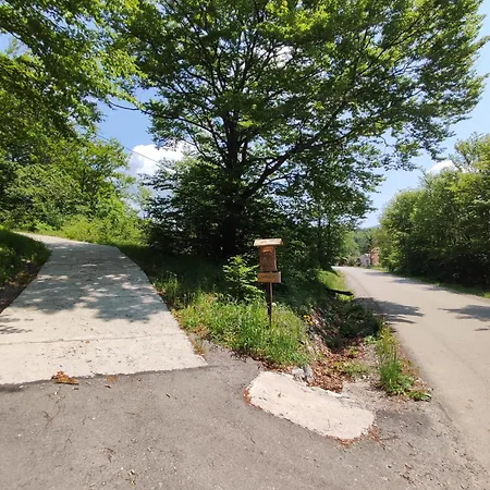 Nanos بيت للعطل *